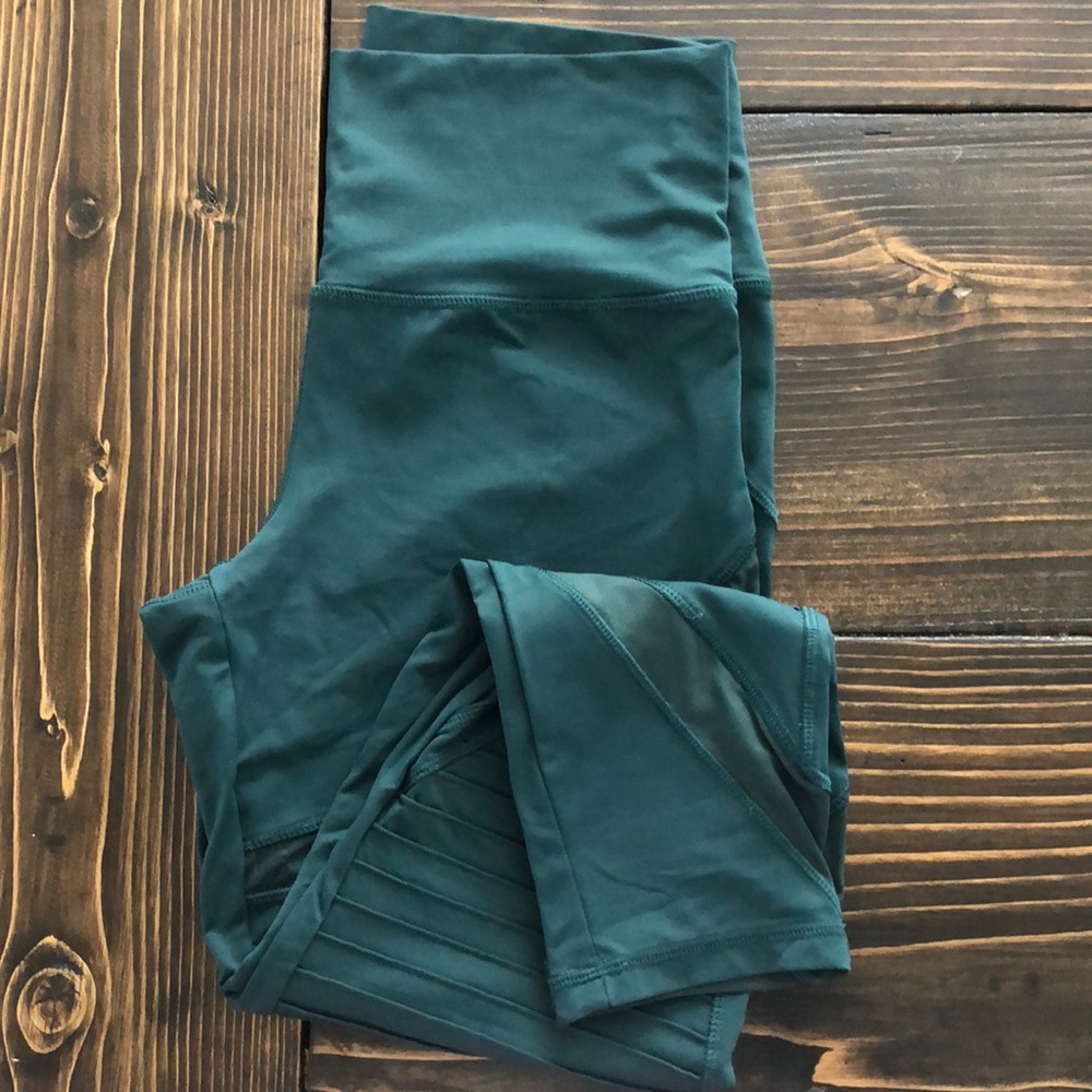 Aerie- Move, work out leggings